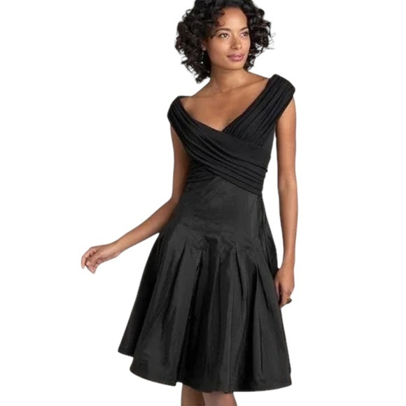 Tadashi Shoji Black Pleated Fit and Flare Midi Dress - Picture 3 of 16